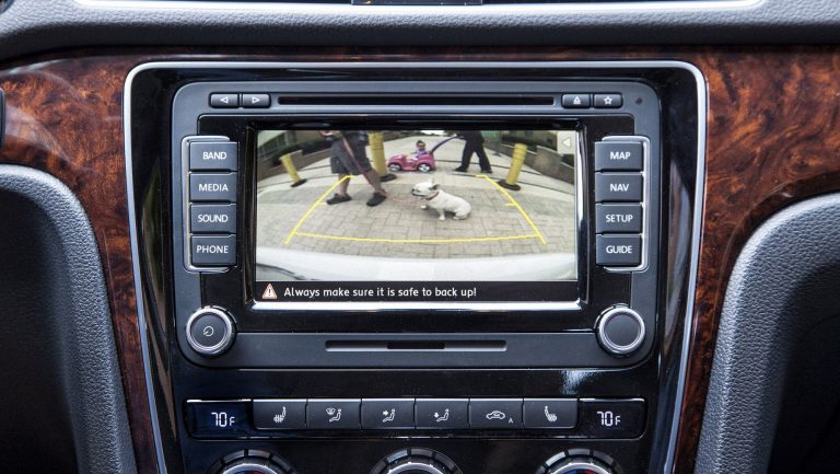 Backup Cameras for New US Cars is Now a Requirement